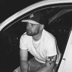 Ascolta Woozy Collins, guarda video musicali, leggi la biografia, vedi le date del tour & altro!