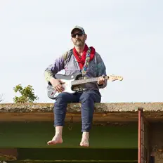 Listen to Sivan Langer, watch music videos, read bio, see tour dates & more!