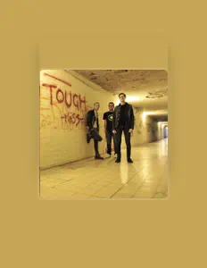 Ouve Tough, vê vídeos de música, lê a biografia, vê as datas da digressão e muito mais!