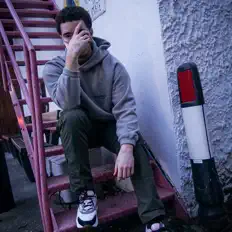 Ouve Tootonesounds, vê vídeos de música, lê a biografia, vê as datas da digressão e muito mais!