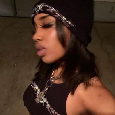 Bitch Tor Me (vinogradov) - Single