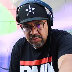 收听 DJ Ovadose、观看音乐视频、阅读小传、查看巡演日期等 ！