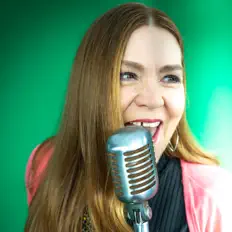 聆聽 Andrea Canta、觀看音樂影片、閱讀小傳、查看巡演日期等！