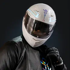 Poslechněte si interpreta Codename Spaceman, sledujte hudební videa, přečtěte si životopis, podívejte se na data turné a další informace.