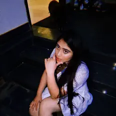 Dengarkan Shagun Chadha, tonton video musik, baca bio, lihat tanggal tur & lainnya!