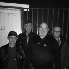 Escucha a Fenzyx, mira videos musicales, lee su biografía, consulta las fechas de las gira y más.