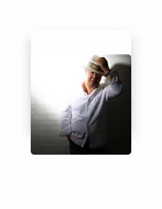 Escucha a mugiwaraboushi, mira videos musicales, lee su biografía, consulta las fechas de las gira y más.