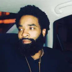 Eric Couto dinle, müzik videolarını izle, biyografisini oku, tur tarihlerini ve daha fazlasını gör!