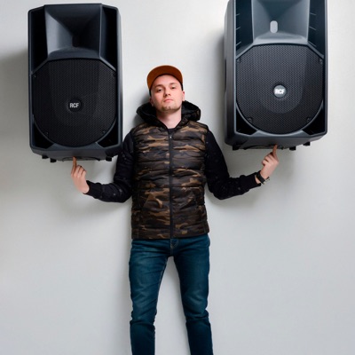 Listen to Mell, watch music videos, read bio, see tour dates & more!