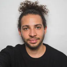 Sean Sanbyを聴いたり、ミュージックビデオを鑑賞したり、経歴やツアー日程などを確認したりしましょう！