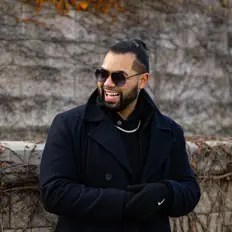 Rico Savage सुनें, म्यूज़िक वीडियो देखें, बायो पढ़ें, दौरे की तारीखें और बहुत कुछ देखें!