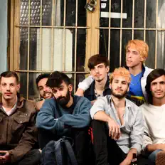 כרמלה והאורחים הנוספים을(를) 듣고, 뮤직 비디오를 보고, 약력을 읽고, 투어 일정 등을 확인하세요!