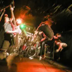 Escucha a Boppatsu, mira vídeos musicales, lee la biografía, consulta fechas de giras y mucho más.