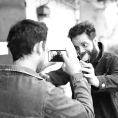 Ακούστε περιεχόμενο από Sheli, παρακολουθήστε μουσικά βίντεο, διαβάστε το βιογραφικό, δείτε ημερομηνίες περιοδείας, και πολλά ακόμη!