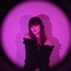 收听 Danielle Allard、观看音乐视频、阅读小传、查看巡演日期等 ！