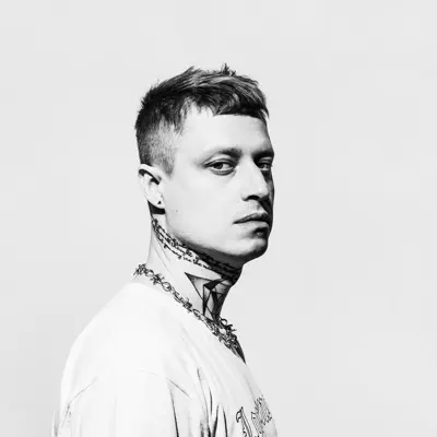 Escucha a NARKOMFIN, mira videos musicales, lee su biografía, consulta las fechas de las gira y más.