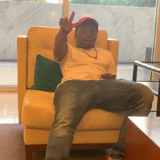 Hör dir MattThompson910 an, schau dir Musikvideos an, lies die Biografie, finde Tourdaten und mehr!