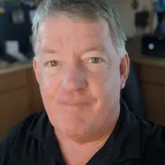 Ascolta Charlie Sneller, guarda video musicali, leggi la biografia, vedi le date del tour & altro!