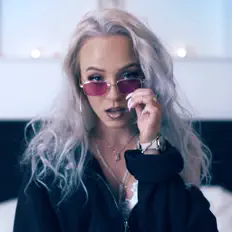 聆聽 Angie、觀看音樂影片、閱讀小傳、查看巡演日期等！