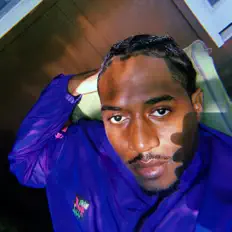 收听 Shaun B、观看音乐视频、阅读小传、查看巡演日期等 ！