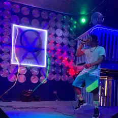 Listen to SkinnyFlackoo, watch music videos, read bio, see tour dates & more!
