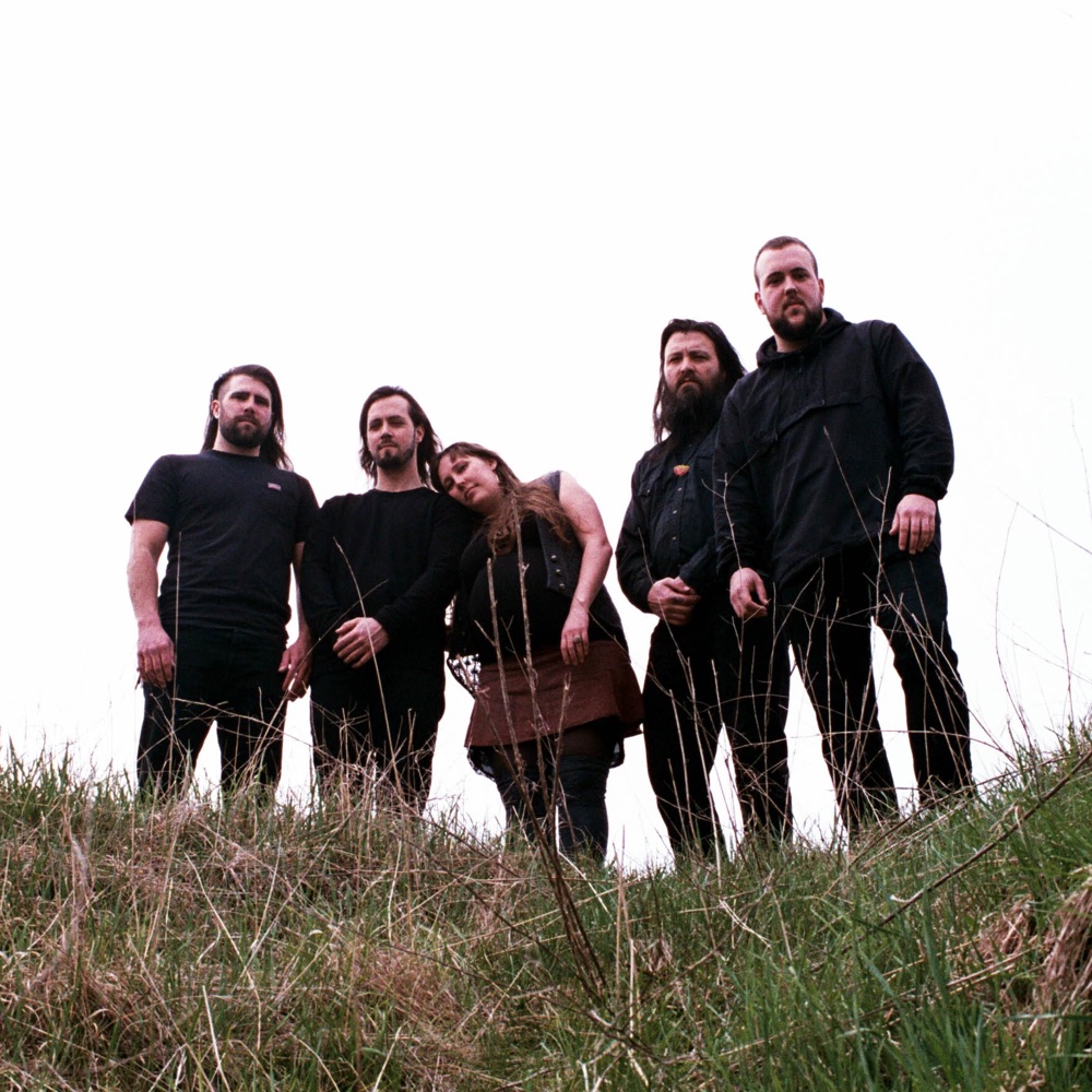 Status/Non-Status - Alternative artist