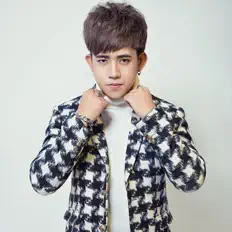 Listen to Đinh Kiến Phong, watch music videos, read bio, see tour dates & more!