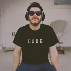 Poslechněte si interpreta Roger Blevins Jr., sledujte hudební videa, přečtěte si životopis, podívejte se na data turné a další informace.