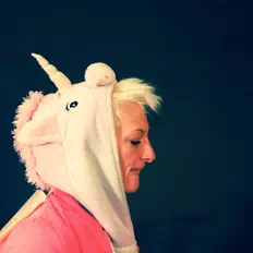 Listen to dinaLiks, watch music videos, read bio, see tour dates & more!