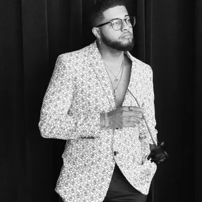 Listen to Devin Williams, watch music videos, read bio, see tour dates & more!