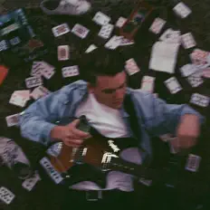 Luister naar The Odd Neighbourhood, bekijk muziekvideo's, lees de bio, bekijk de tourdata, en meer!