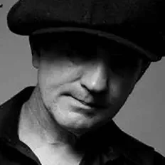 Écoutez Bobby Blackout, regardez des vidéoclips, lisez la biographie, consultez les dates de tournée et plus encore !