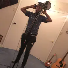 Posłuchaj wykonawcy City MIA, obejrzyj teledyski, przeczytaj biografię, zobacz daty tras koncertowych i nie tylko!