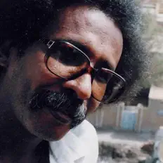 Ouve Mostafa Sid Ahmed, vê vídeos de música, lê a biografia, vê as datas da digressão e muito mais!