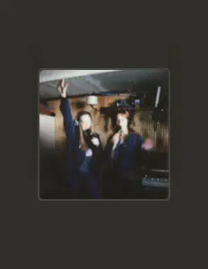 Ακούστε περιεχόμενο από Married FM, παρακολουθήστε μουσικά βίντεο, διαβάστε το βιογραφικό, δείτε ημερομηνίες περιοδείας, και πολλά ακόμη!