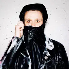 Escucha a C Silver, mira videos musicales, lee su biografía, consulta las fechas de las gira y más.