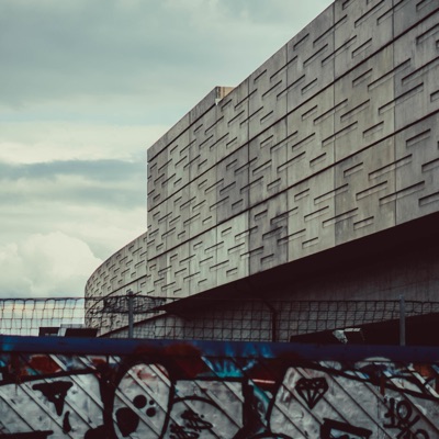 Longe Ou Perto (feat. Angolano) - Single