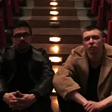 Dengarkan Djinn City, tonton video musik, baca bio, lihat tanggal tur & lainnya!