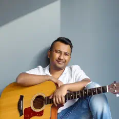 Dengarkan Romy, tonton video musik, baca bio, lihat tanggal tur & lainnya!