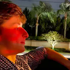 Ben Simonを聴いたり、ミュージックビデオを鑑賞したり、経歴やツアー日程などを確認したりしましょう！