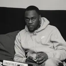 收听 Qcloudz、观看音乐视频、阅读小传、查看巡演日期等 ！