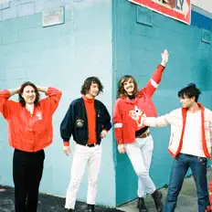 Escucha a Hobsons Bay Coast Guard, mira videos musicales, lee su biografía, consulta las fechas de las gira y más.