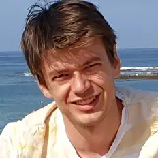 Ouça Thomas Naszalyi, assista a videoclipes, leia a biografia, veja as datas das turnês e mais!