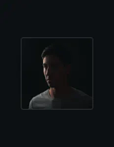 Hör dir J Lite an, schau dir Musikvideos an, lies die Biografie, finde Tourdaten und mehr!