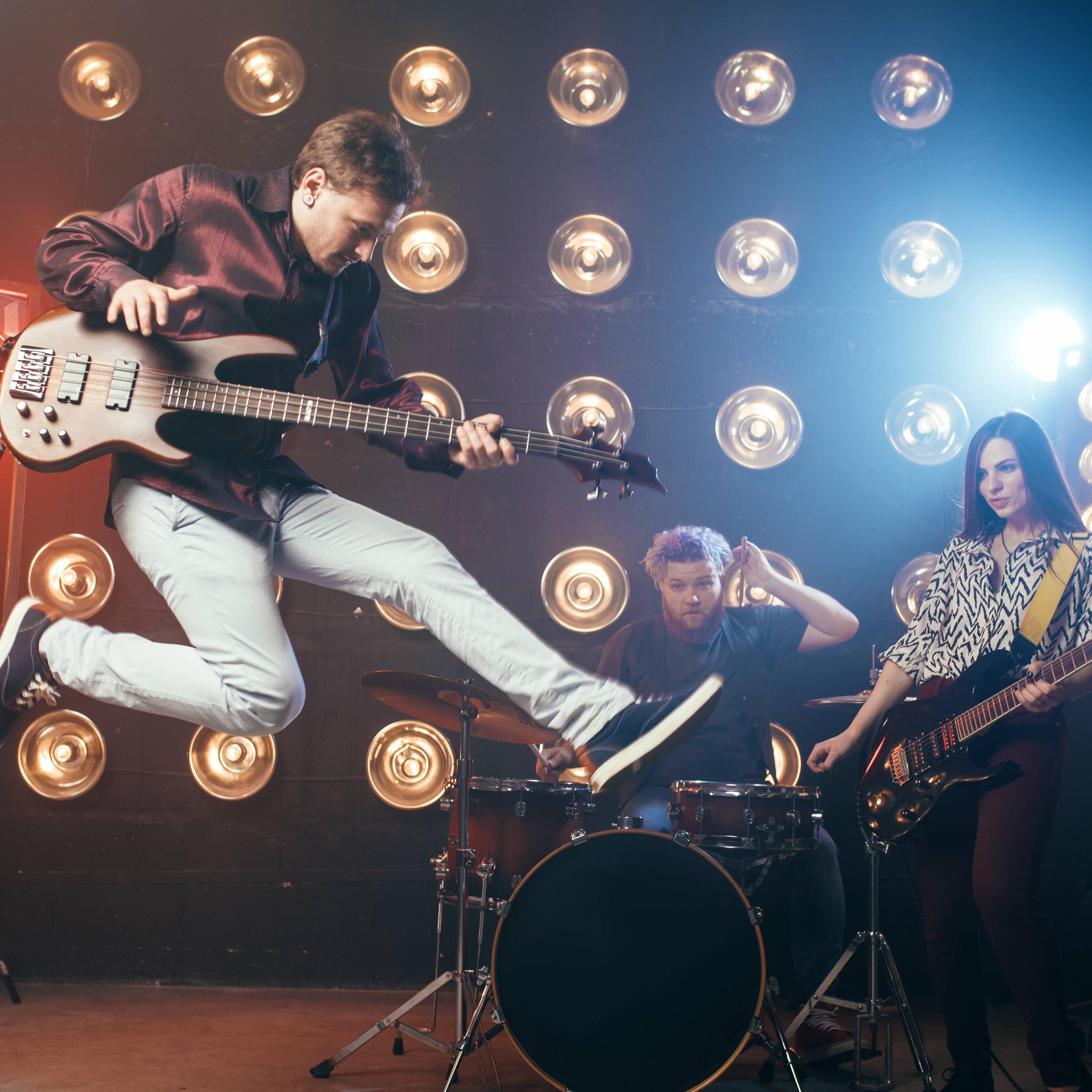 HAPPY AND FUN BACKGROUND