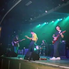 Ακούστε περιεχόμενο από Gasol, παρακολουθήστε μουσικά βίντεο, διαβάστε το βιογραφικό, δείτε ημερομηνίες περιοδείας, και πολλά ακόμη!