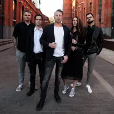 Posłuchaj wykonawcy Namёki, obejrzyj teledyski, przeczytaj biografię, zobacz daty tras koncertowych i nie tylko!