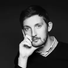 Hör dir Nicholas Roberts an, schau dir Musikvideos an, lies die Biografie, finde Tourdaten und mehr!