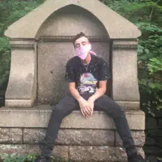 LYFE을(를) 듣고, 뮤직 비디오를 보고, 약력을 읽고, 투어 일정 등을 확인하세요!