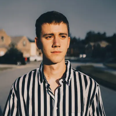 Listen to Kade Trentham, watch music videos, read bio, see tour dates & more!